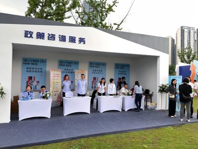 房協(xié)官微牽線(xiàn)，展會(huì)現(xiàn)場(chǎng)政策咨詢(xún)服務(wù)展位為市民解疑答惑